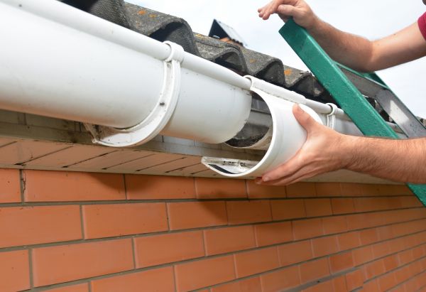 Cost of Gutter Maintenance in Garner