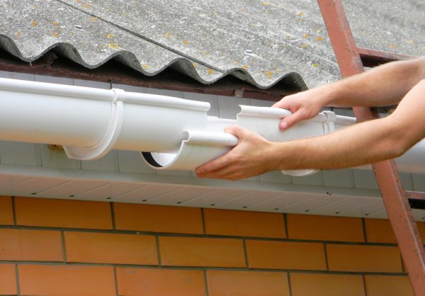 Cost of Gutter Hanging in Garner